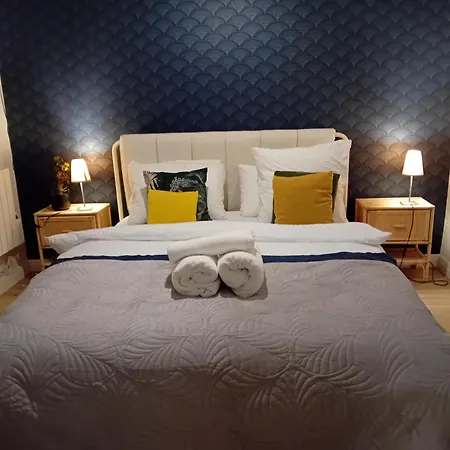 Appartamento Gorgeous Place ,center Paris,close To Louvre Meusm And Eiffel Tour ,front Metro