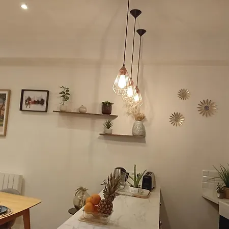 Appartamento Gorgeous Place ,center Paris,close To Louvre Meusm And Eiffel Tour ,front Metro *