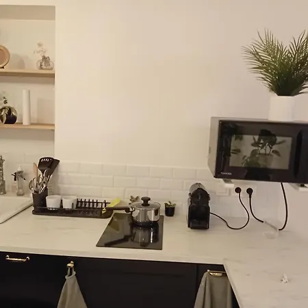 Appartamento Gorgeous Place ,center Paris,close To Louvre Meusm And Eiffel Tour ,front Metro